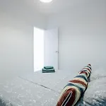Cozy With Seaview And Parking 아파트 *