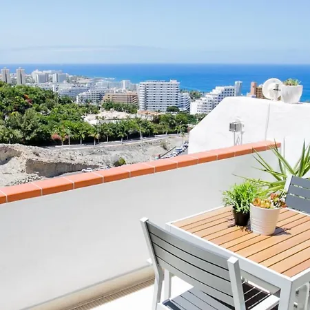 Apartment Cozy With Seaview And Parking