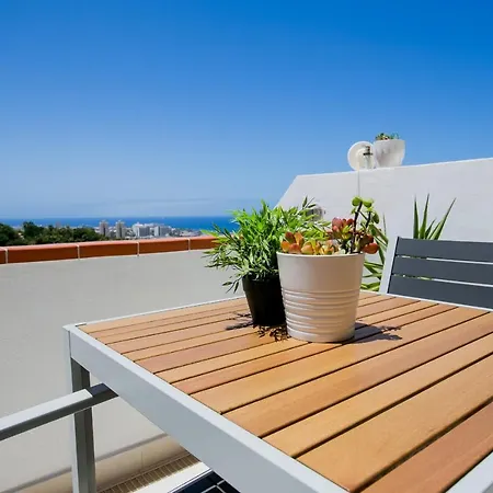 Cozy With Seaview And Parking Apartment *